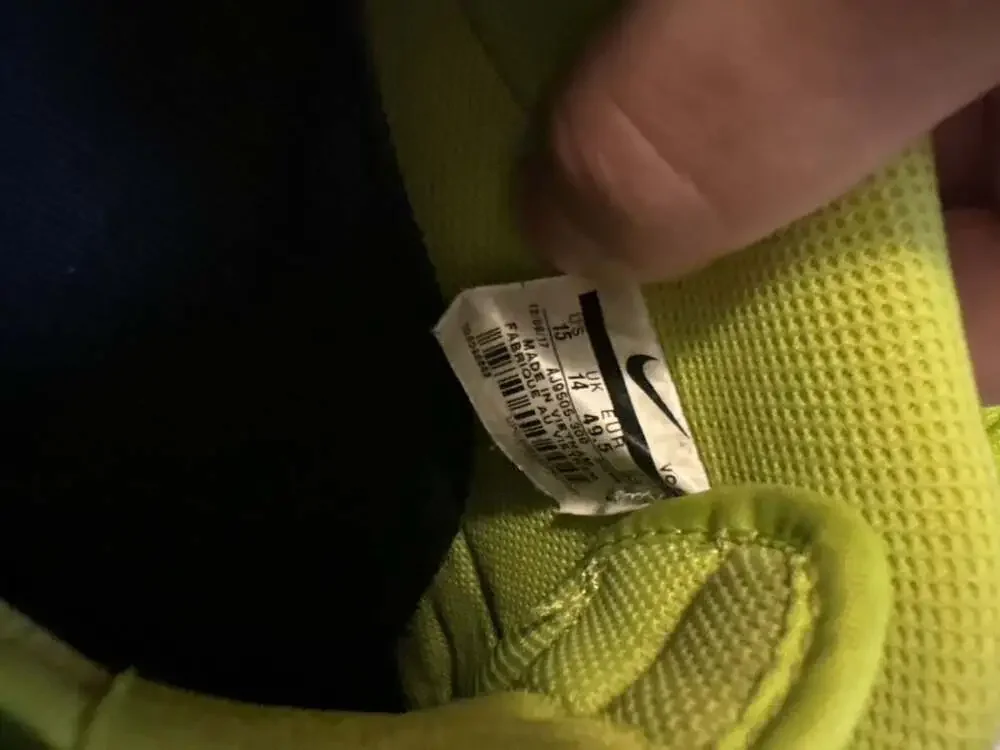 Nike Air Force 1 '07 LV8 UV Size 15 Volt Neon Green Sneakers